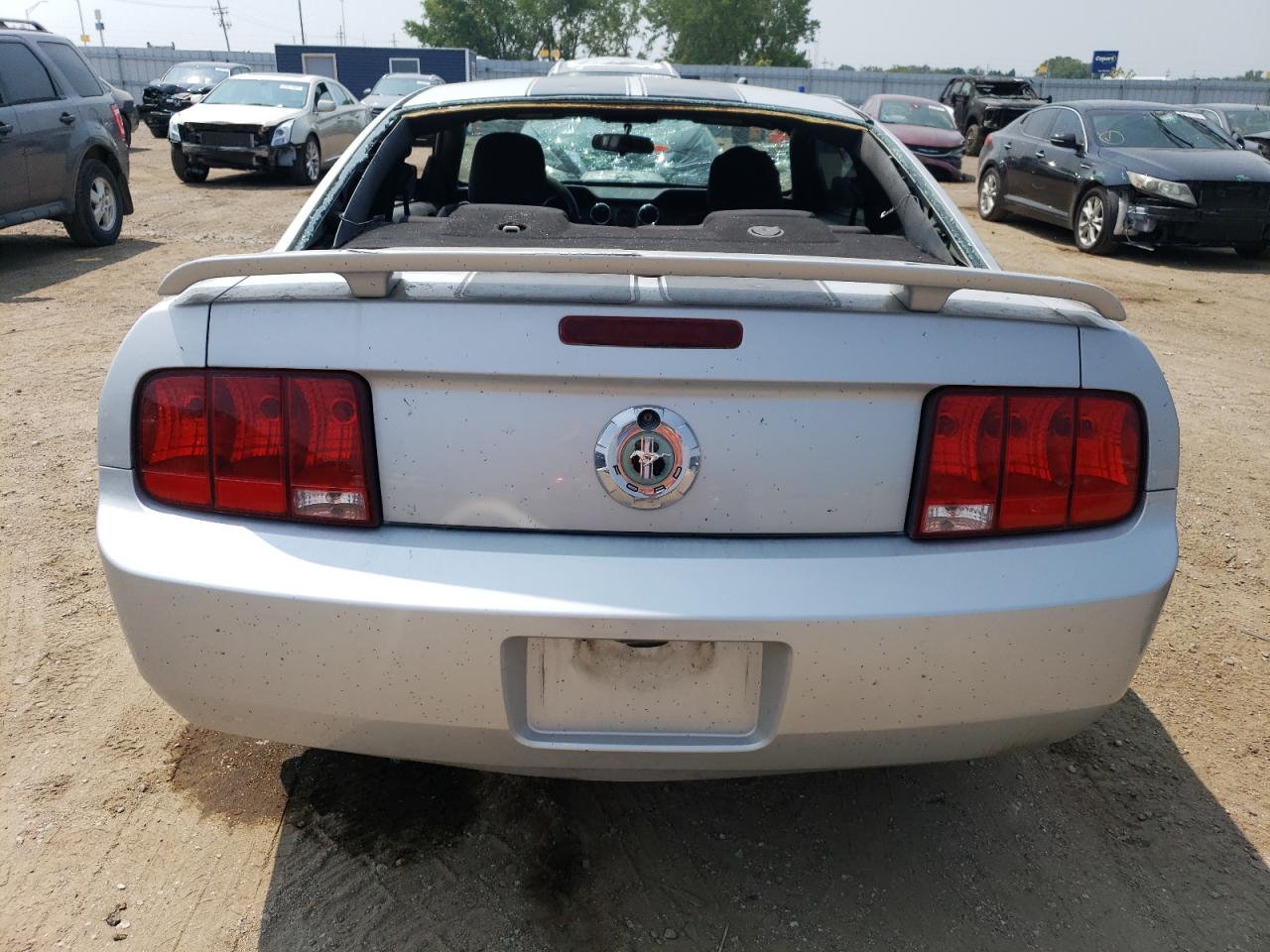 2007 Ford Mustang VIN: 1ZVFT80N075197676 Lot: 64324184