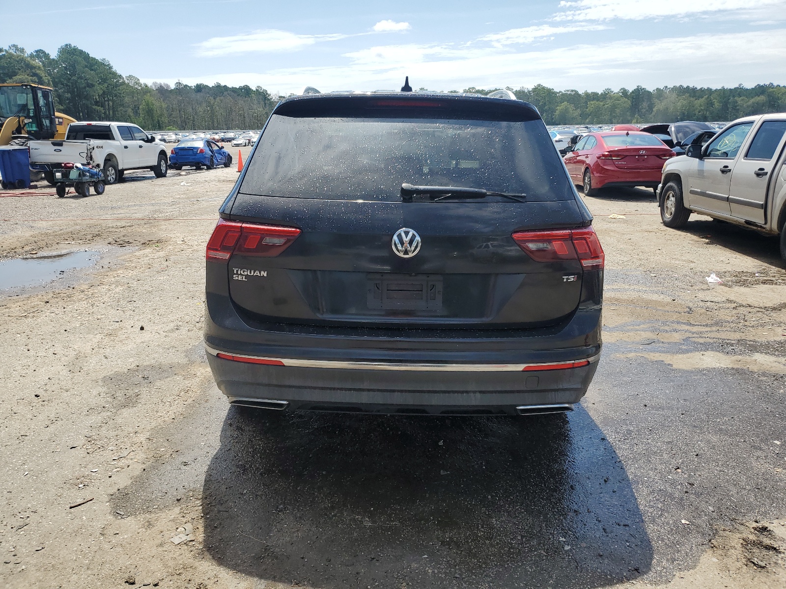 3VV3B7AX7JM031810 2018 Volkswagen Tiguan Se