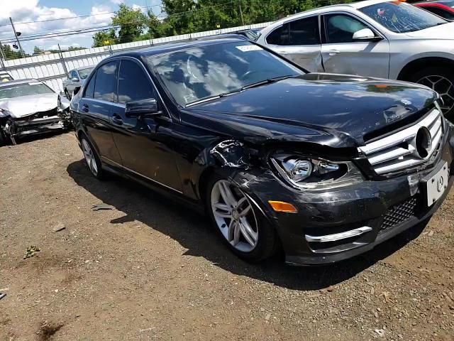2013 Mercedes-Benz C 300 4Matic VIN: WDDGF8AB6DR267114 Lot: 61482834