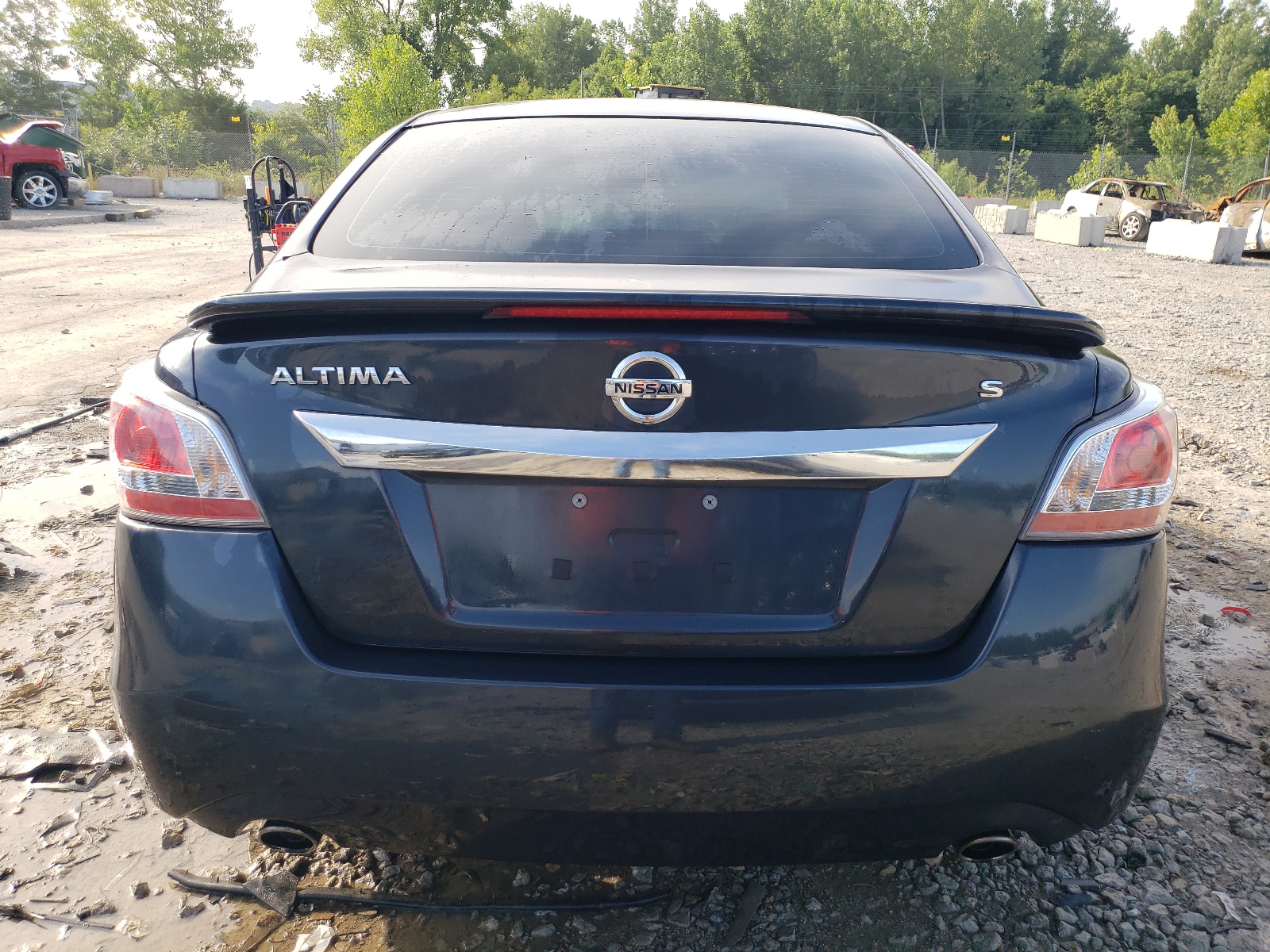 2015 Nissan Altima 2.5 vin: 1N4AL3AP8FC102300