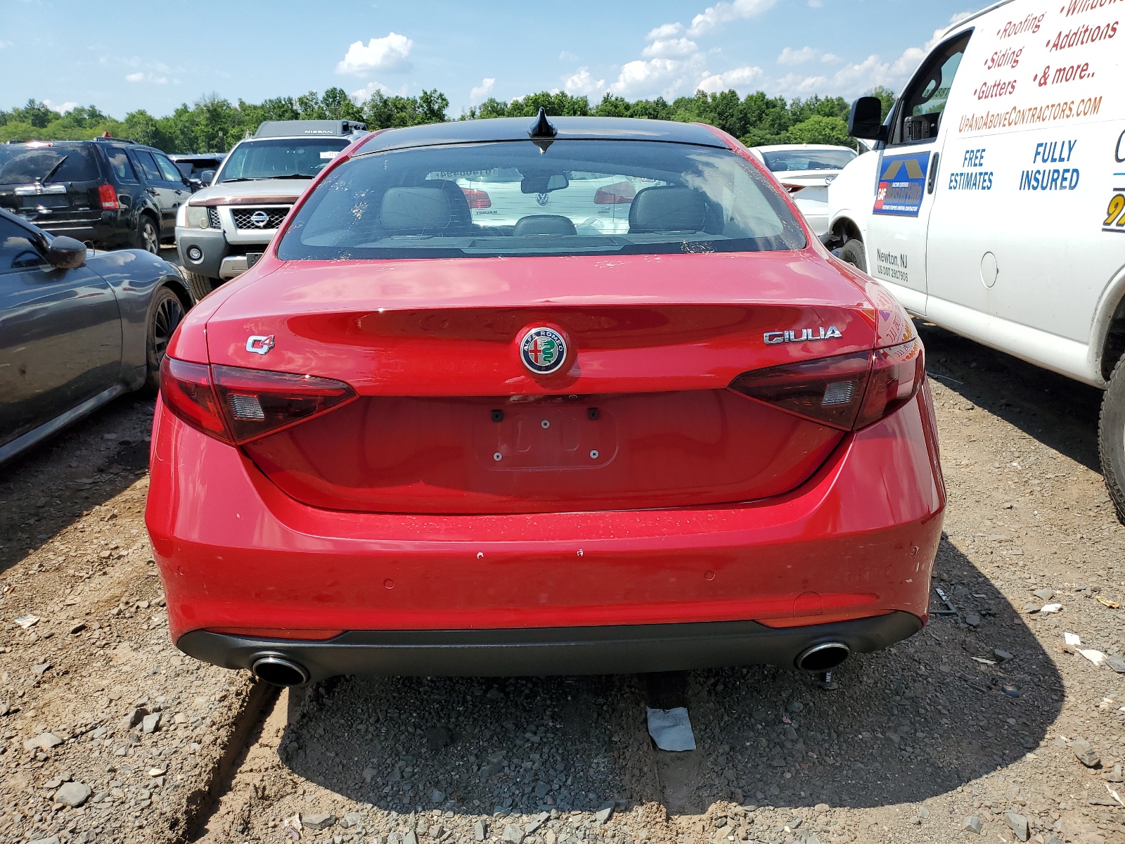 ZARFAEDN6H7548068 2017 Alfa Romeo Giulia Q4