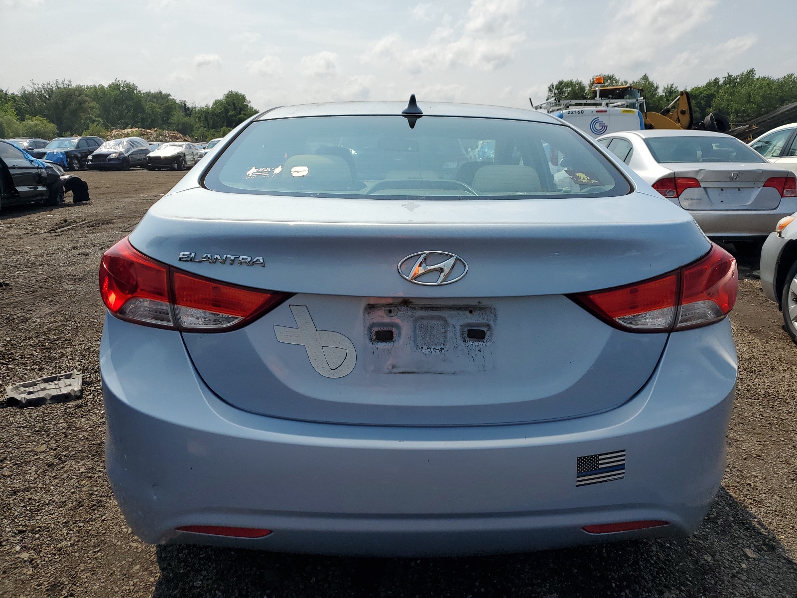 KMHDH4AE8BU099394 2011 Hyundai Elantra Gls