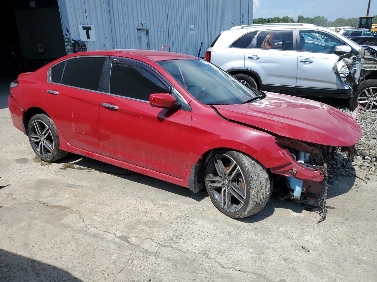 VIN 1HGCR2F53HA047659 2017 HONDA ACCORD no.4