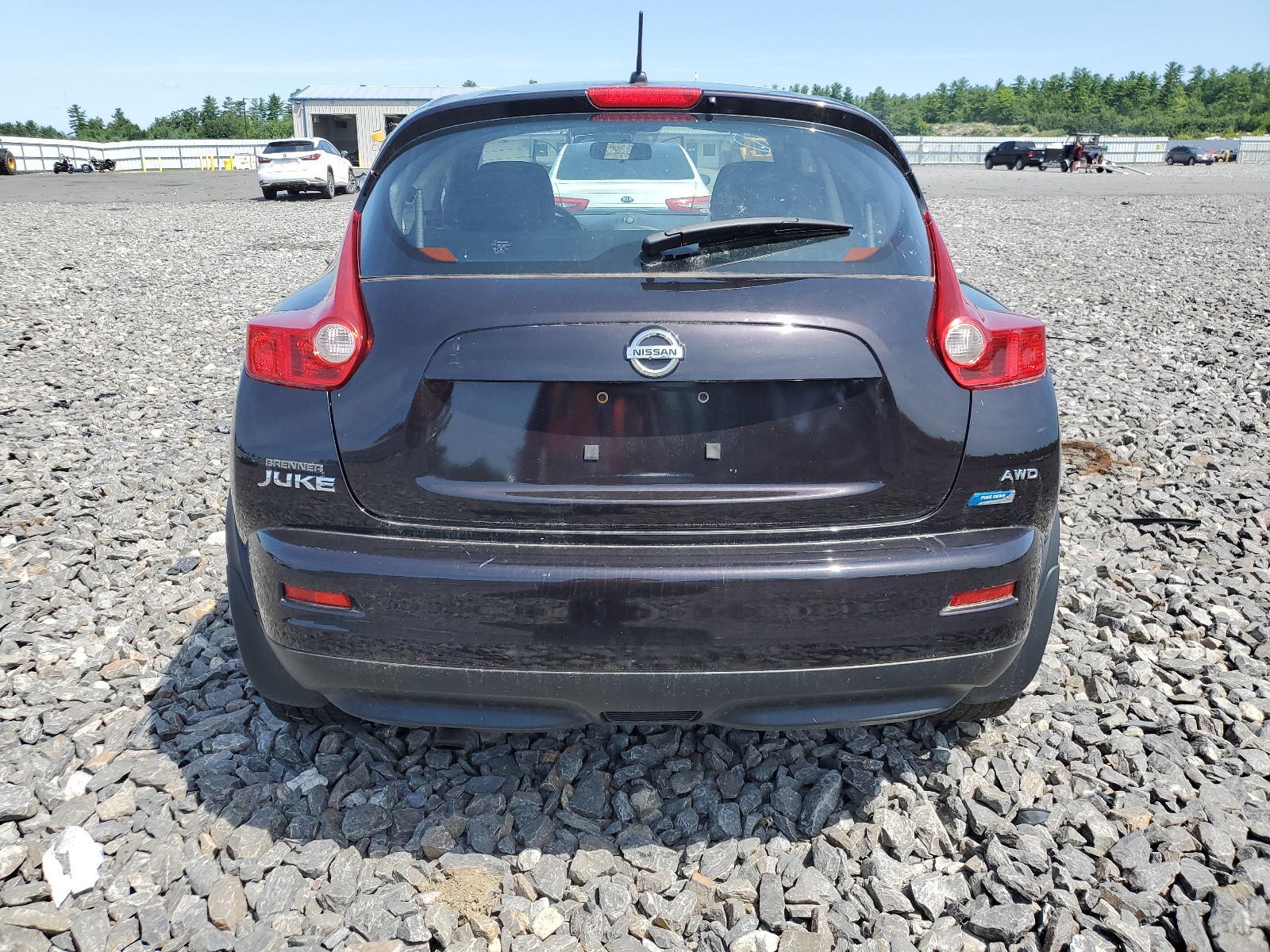 2014 Nissan Juke S vin: JN8AF5MV1ET482171