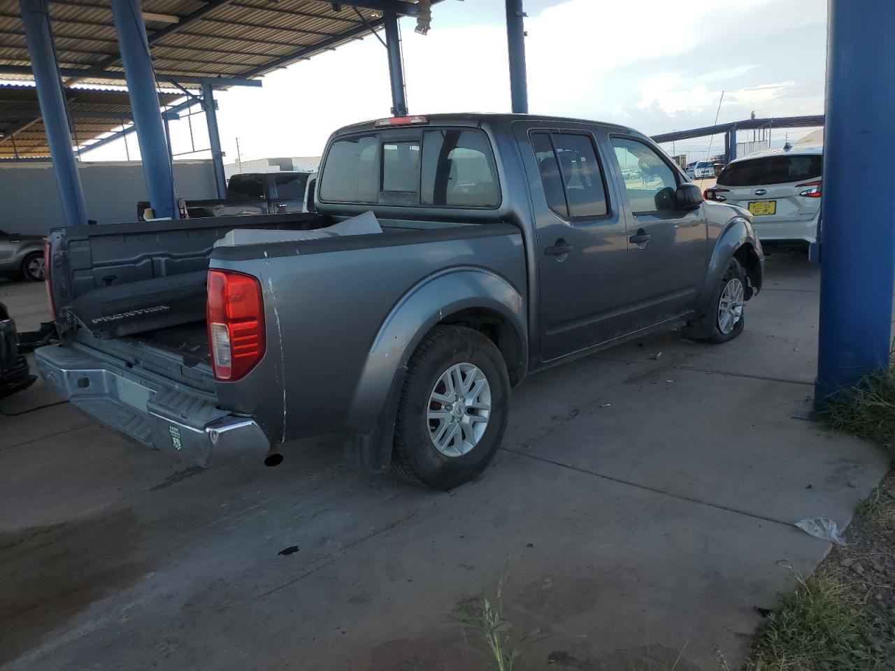 2017 Nissan Navara (Frontier) - Image 3