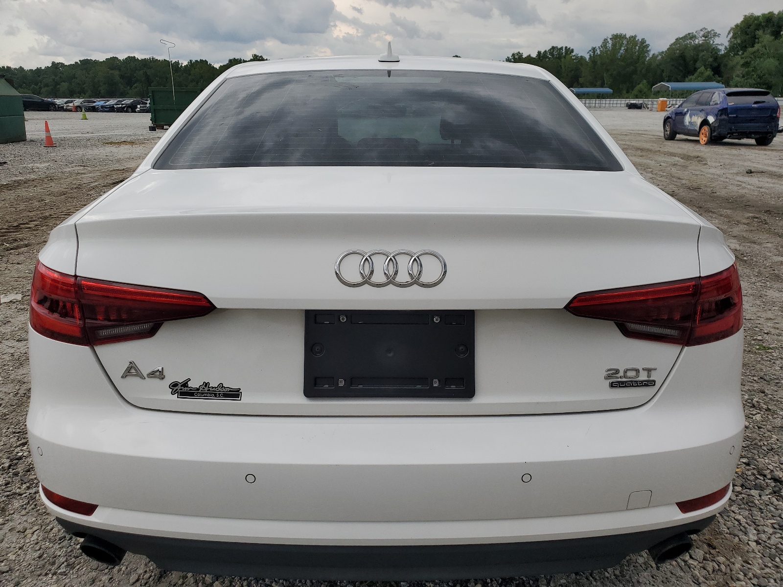 2017 Audi A4 Premium vin: WAUANAF47HN006718