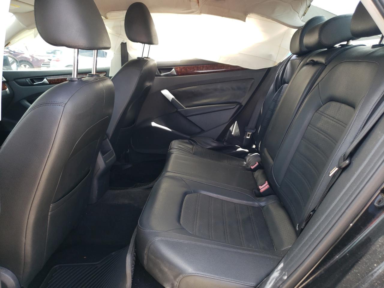 2012 Volkswagen Passat Sel VIN: 1VWCH7A39CC030282 Lot: 63219604