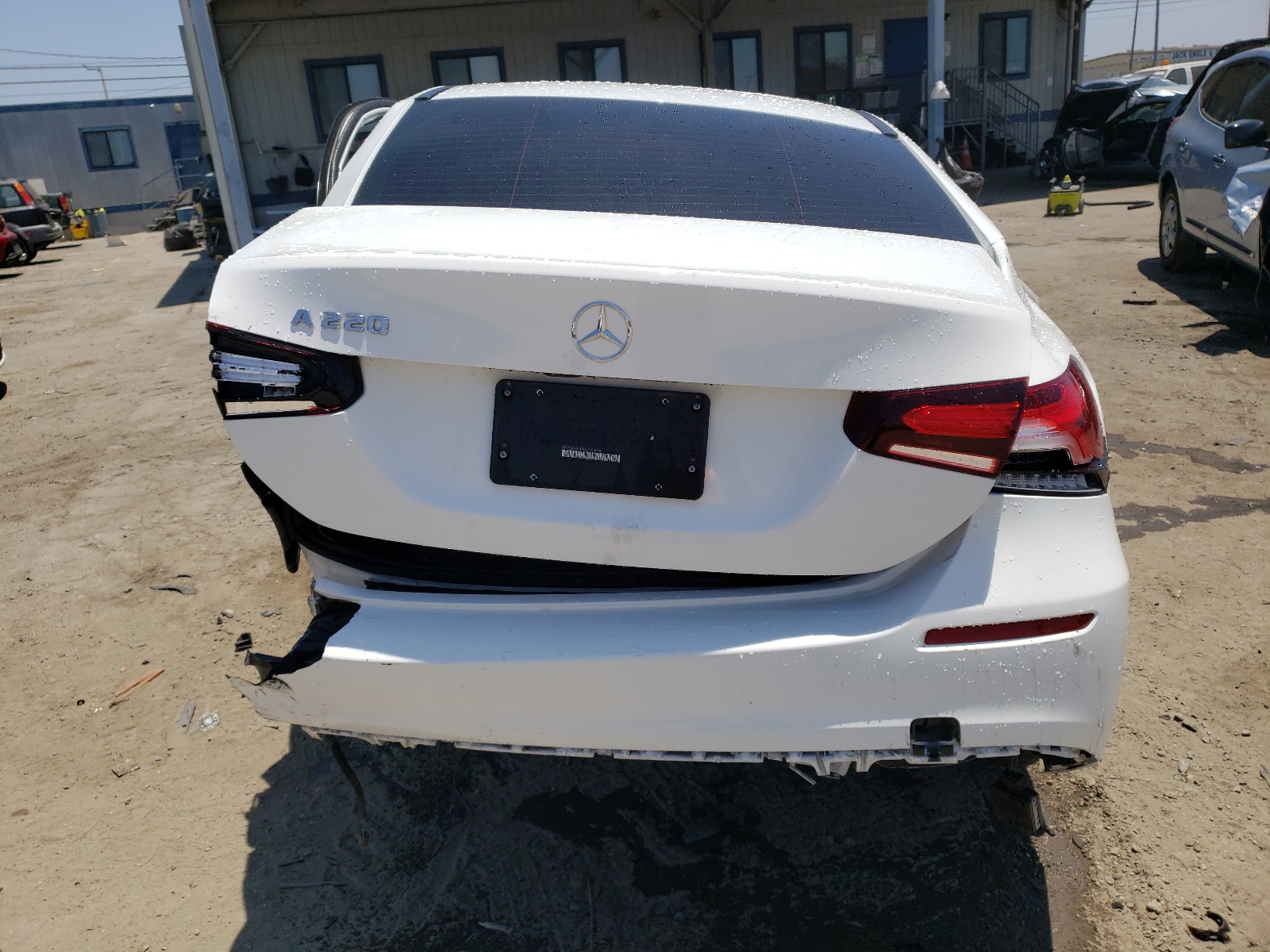 W1K3G4EB8MJ290438 2021 Mercedes-Benz A 220