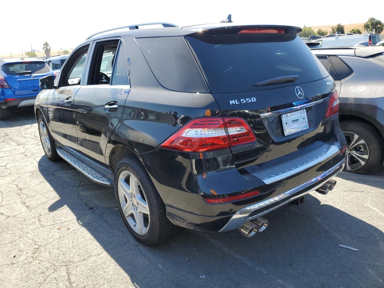2013 Mercedes-Benz Ml 550 4Matic VIN: 4JGDA7DB5DA186584 Lot: 64121534