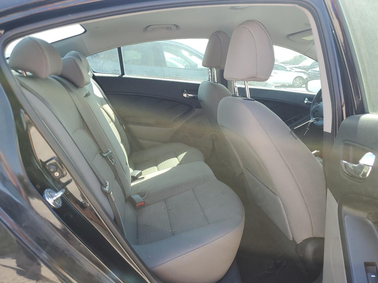 2015 Kia Forte Lx VIN: KNAFX4A63F5318025 Lot: 63068754