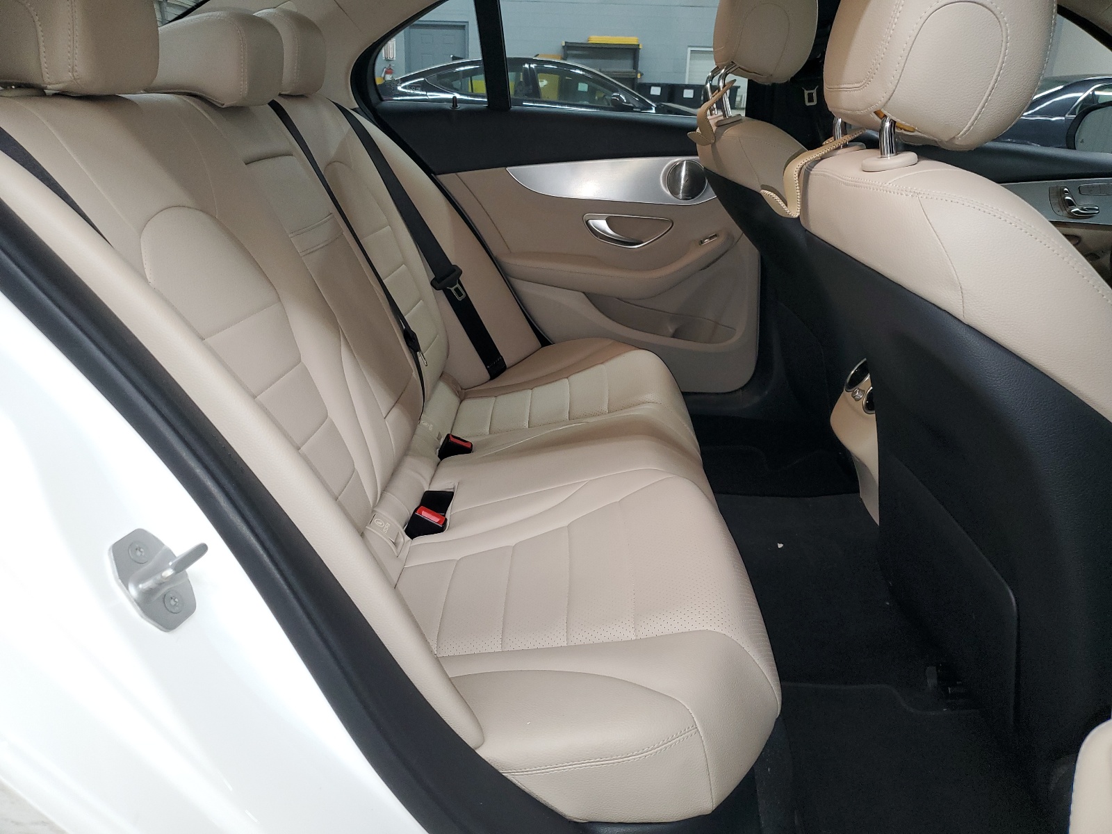 55SWF4JB4GU153684 2016 Mercedes-Benz C 300