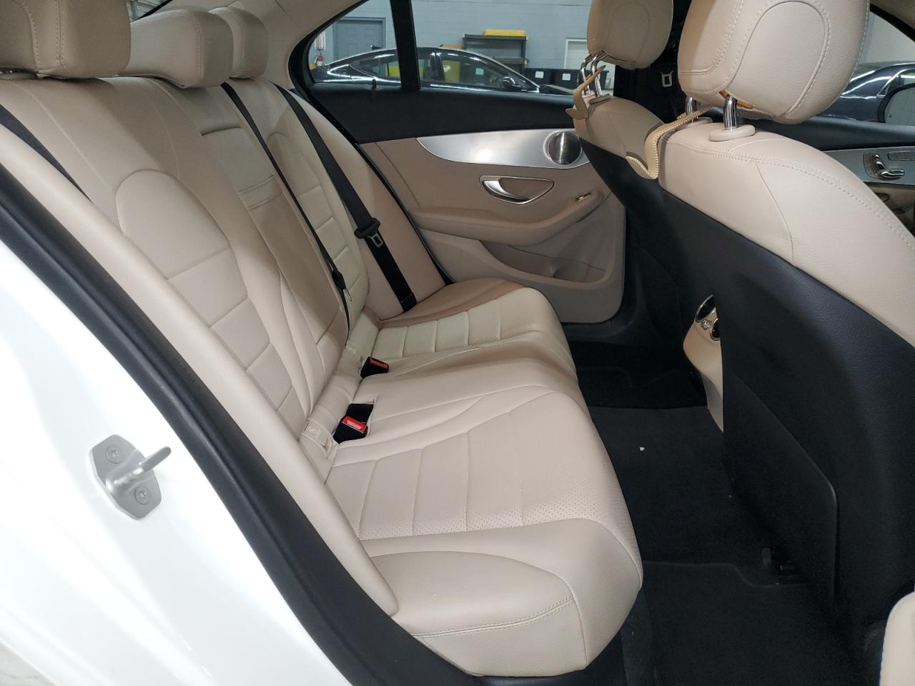 2016 Mercedes-Benz C 300 VIN: 55SWF4JB4GU153684 Lot: 62237324