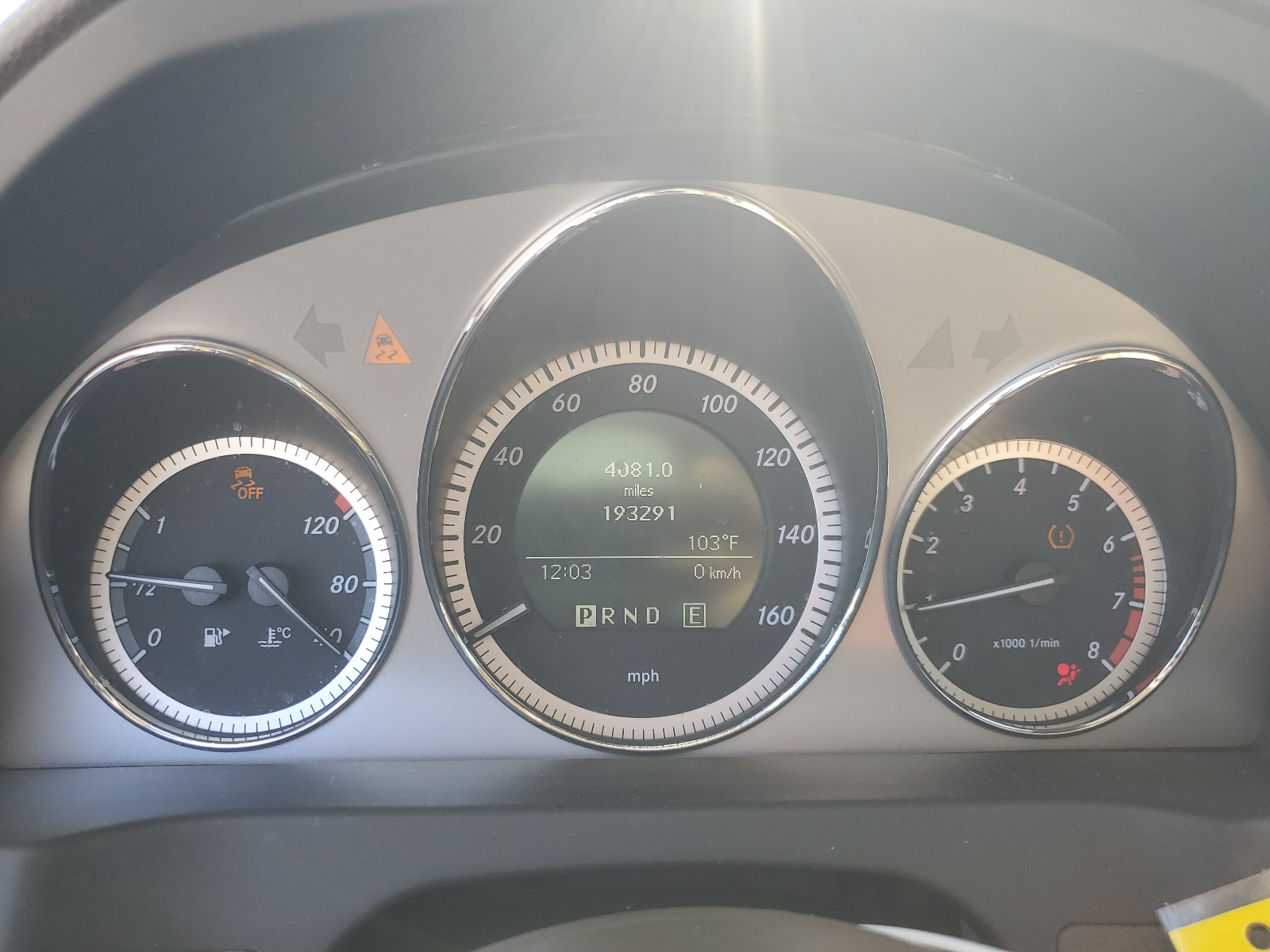 WDDGF5EBXBR154756 2011 Mercedes-Benz C 300