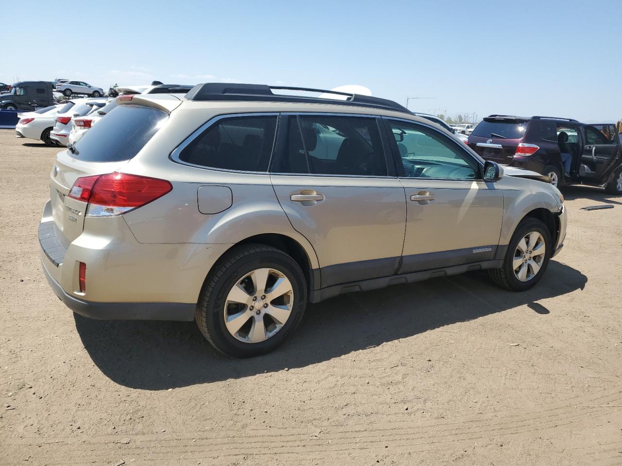 2010 Subaru Outback 3.6R Premium VIN: 4S4BREHC2A2372581 Lot: 62876844