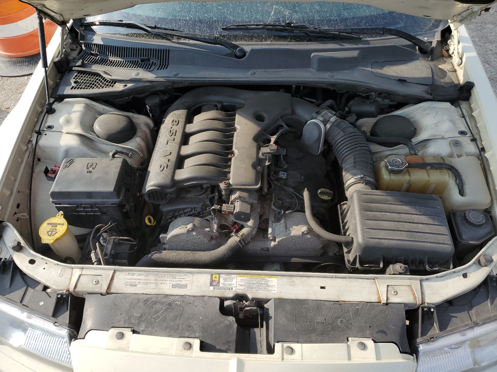 2C3CA5CV1AH324848 2010 Chrysler 300 Touring