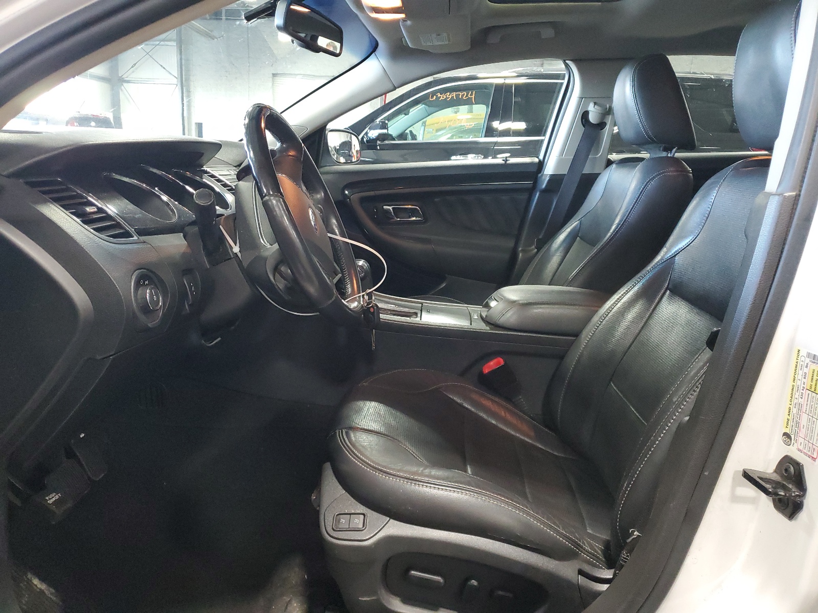 1FAHP2FW5BG102500 2011 Ford Taurus Limited