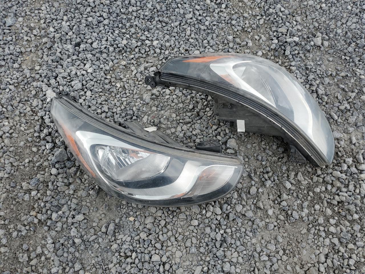 2013 Hyundai Accent Gls VIN: KMHCU5AE1DU063630 Lot: 64325884