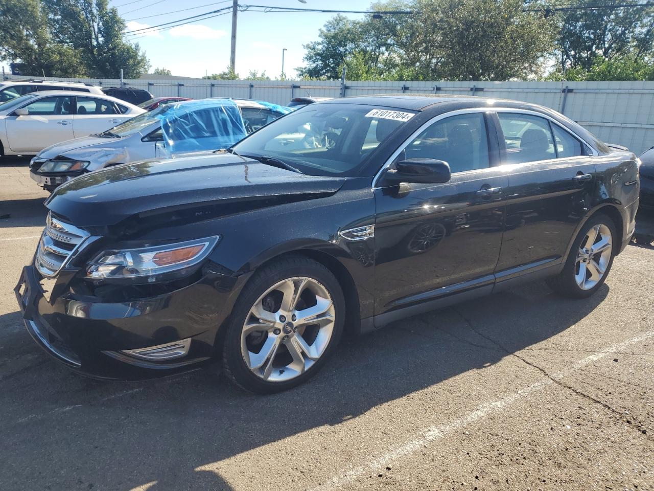 2011 Ford Taurus - Image 1