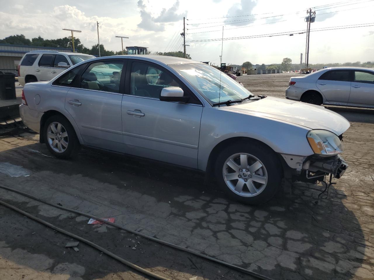 2005 Mercury Montego Luxury VIN: 1MEFM40185G607386 Lot: 63111464