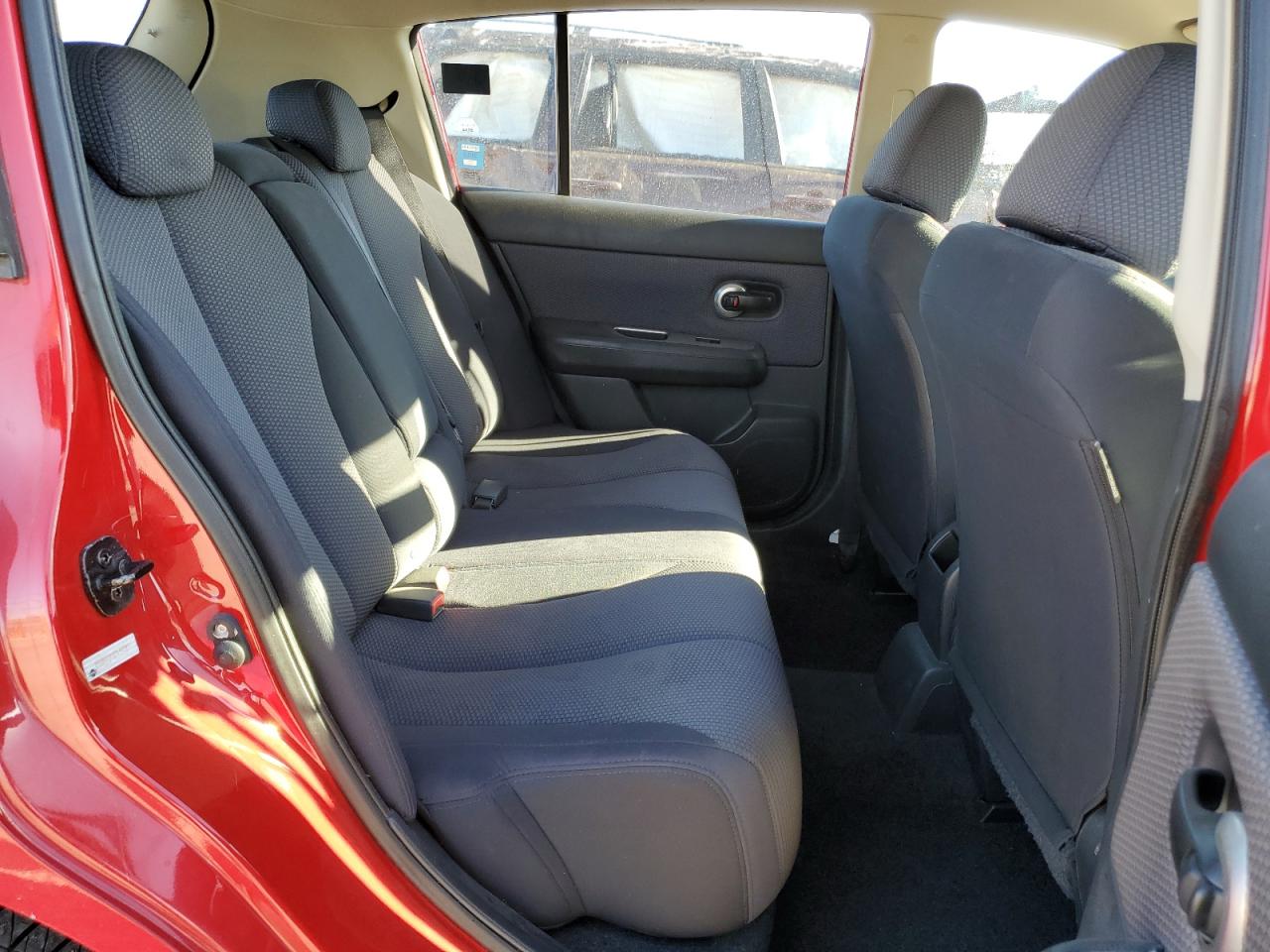 2007 Nissan Versa S VIN: 3N1BC13E17L420833 Lot: 65274264