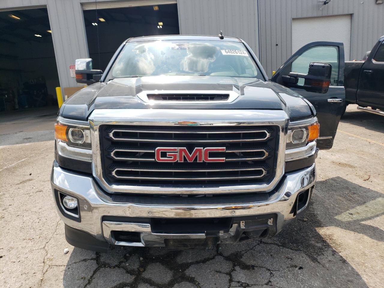 2018 GMC Sierra - Image 5