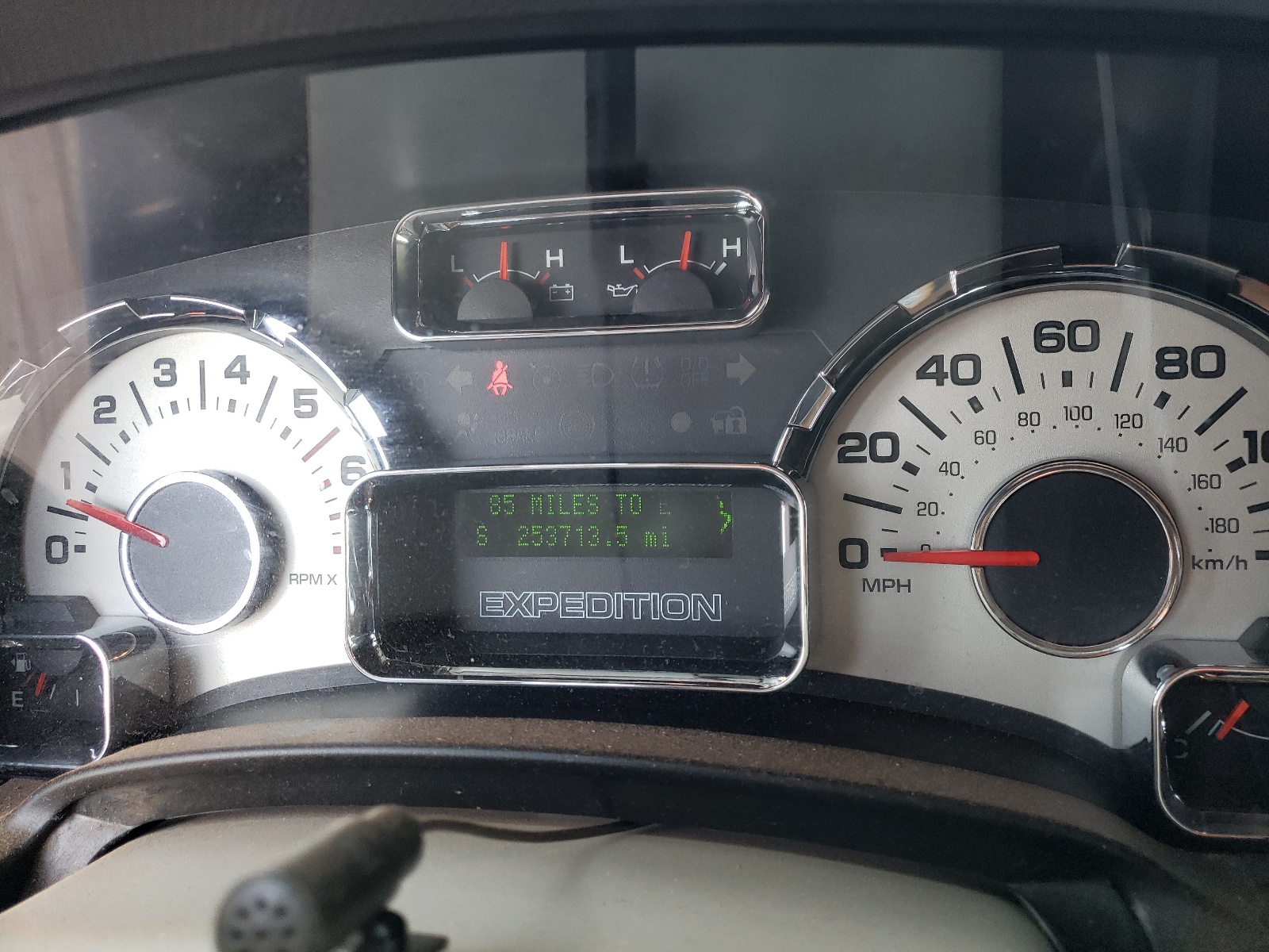 1FMFU19528LA33915 2008 Ford Expedition Limited