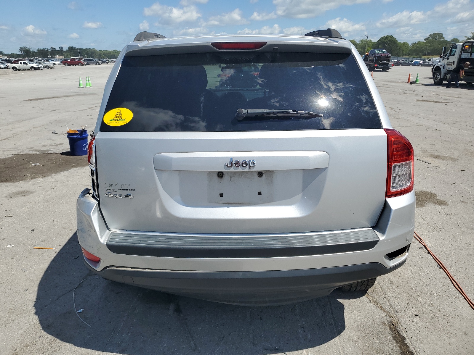 1J4NF1FB8BD234752 2011 Jeep Compass Sport