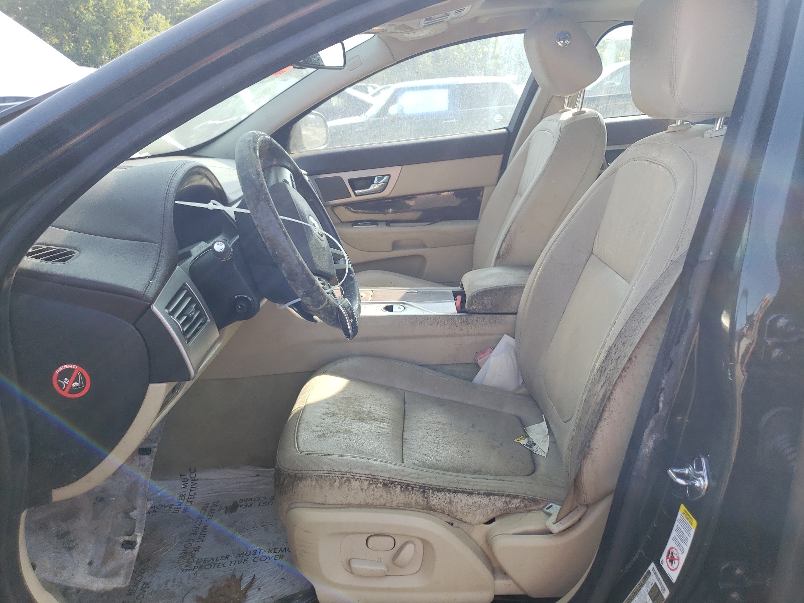 SAJWA0FB0BLS01660 2011 Jaguar Xf