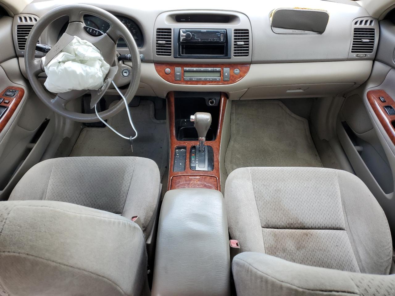 2003 Toyota Camry Le VIN: 4T1BE32K33U655479 Lot: 58087064