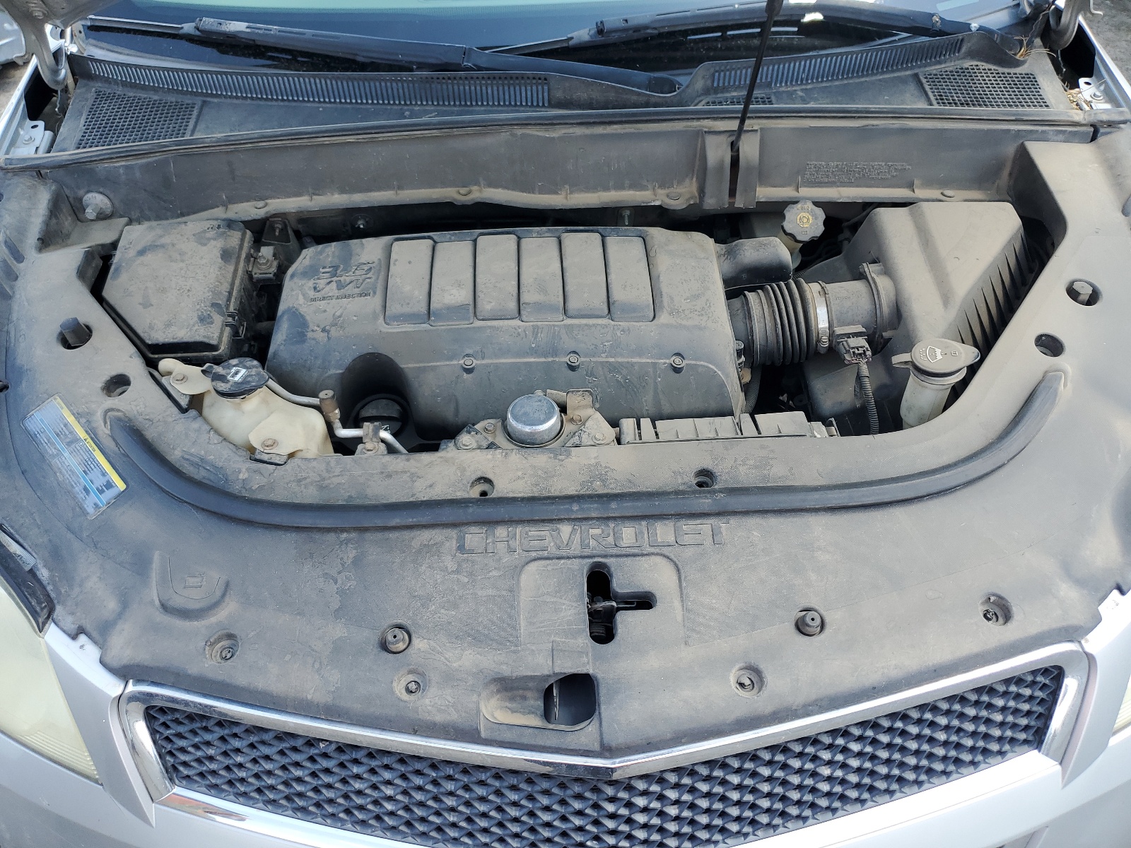 1GNLREED3AJ231019 2010 Chevrolet Traverse Ls