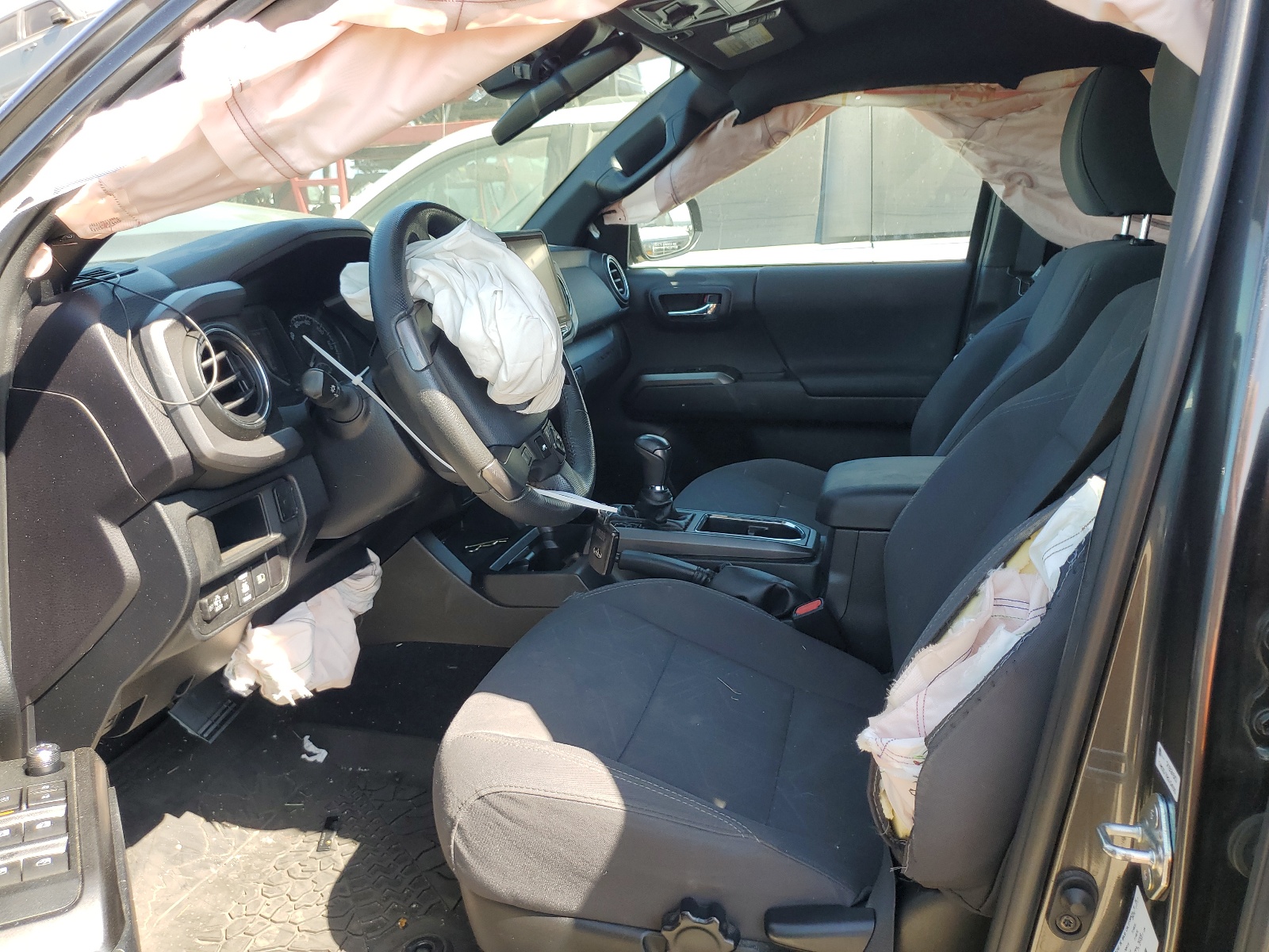 3TMCZ5AN7JM124808 2018 Toyota Tacoma Double Cab