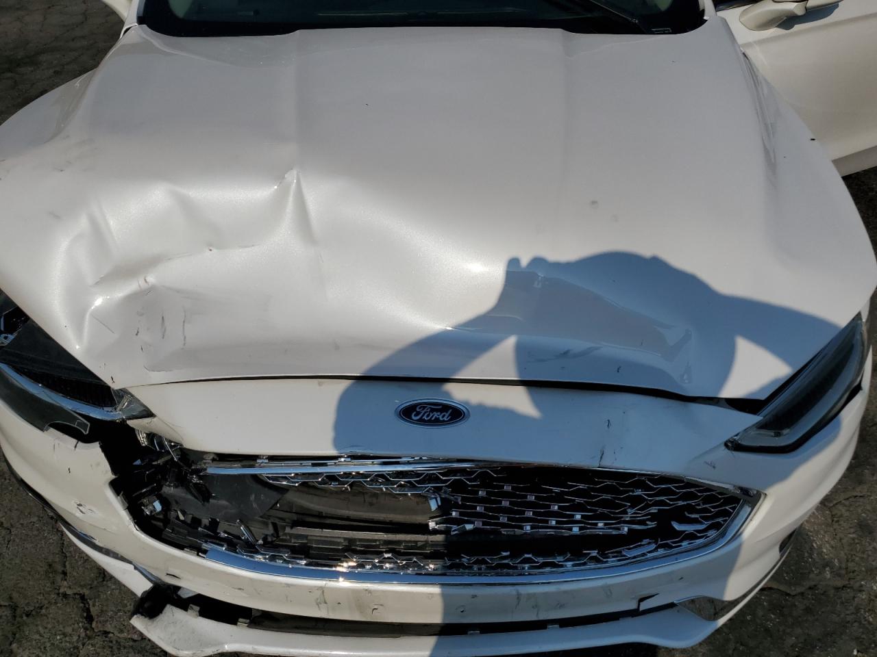 3FA6P0SU7KR232545 2019 Ford Fusion Titanium