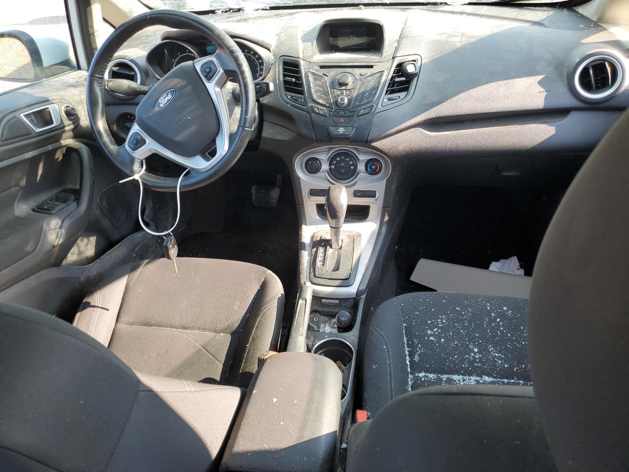 3FADP4BJ3FM157849 2015 Ford Fiesta Se