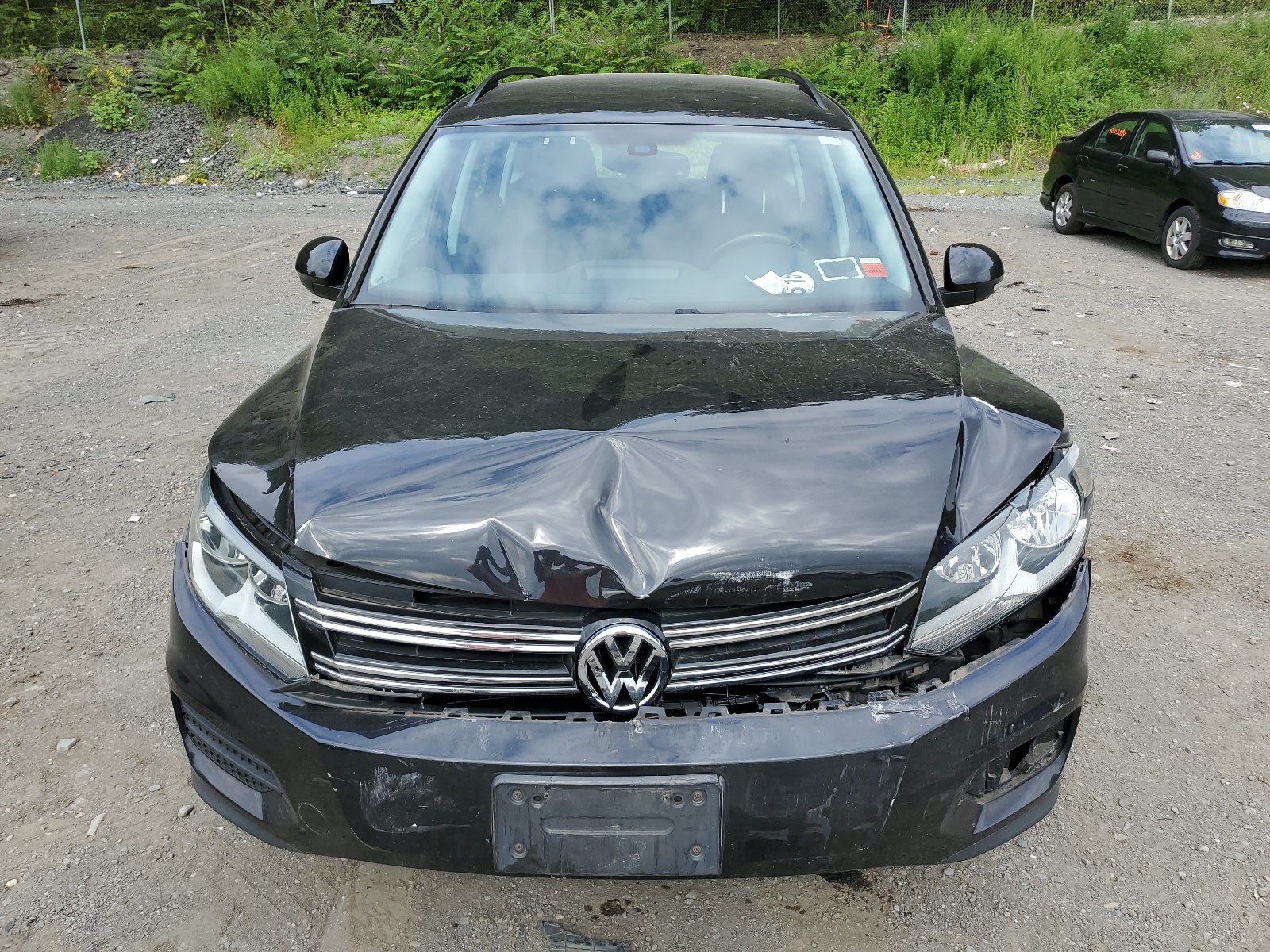 WVGBV7AX0HK005578 2017 Volkswagen Tiguan S