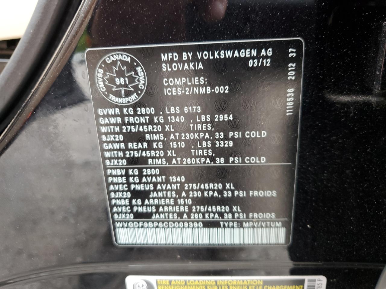 WVGDF9BP6CD009390 2012 Volkswagen Touareg V6