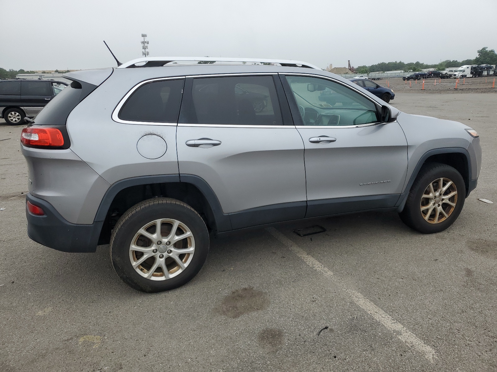 2014 Jeep Cherokee Latitude vin: 1C4PJMCB1EW165950