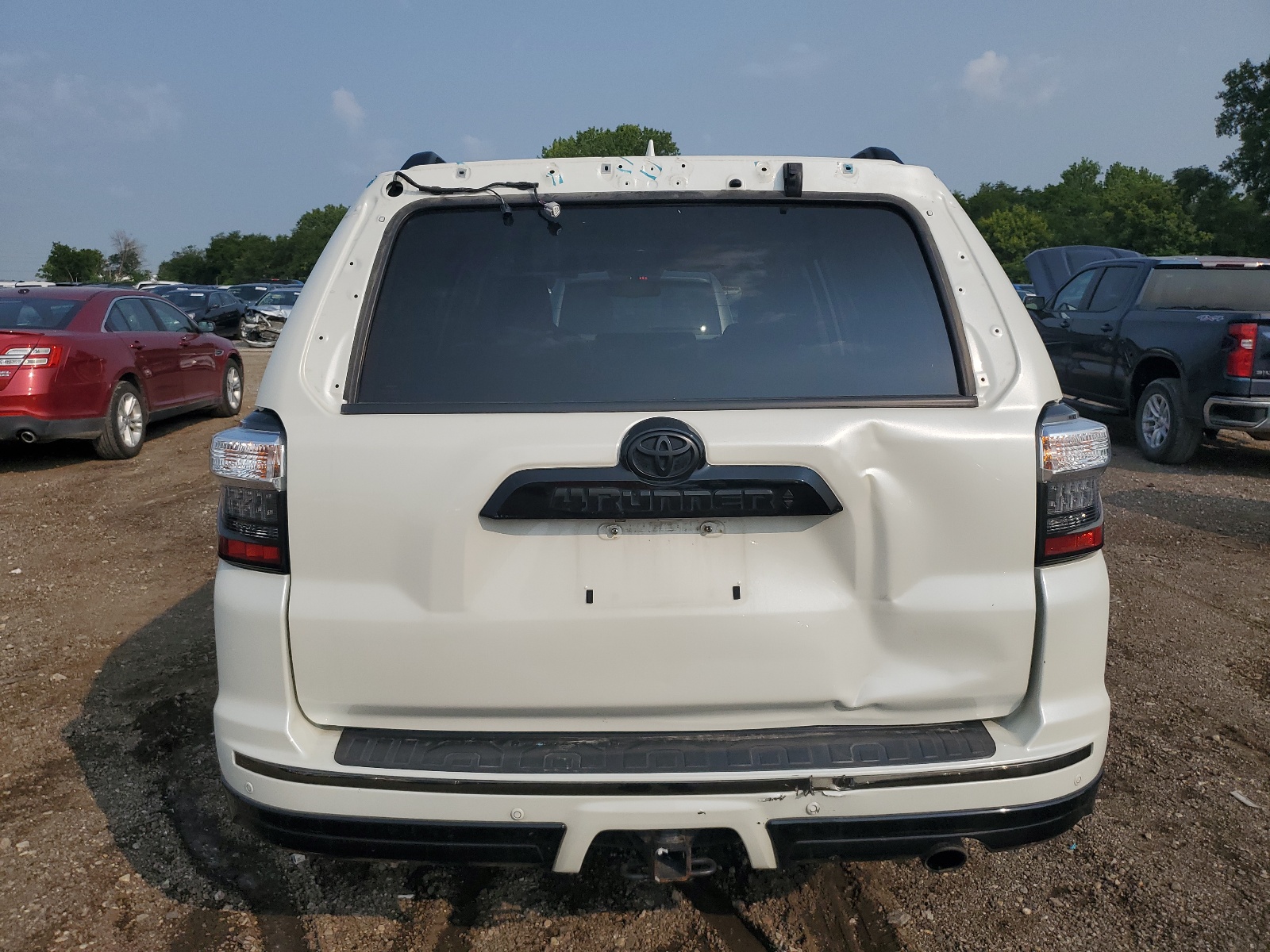 JTEBU5JR5K5690627 2019 Toyota 4Runner Sr5