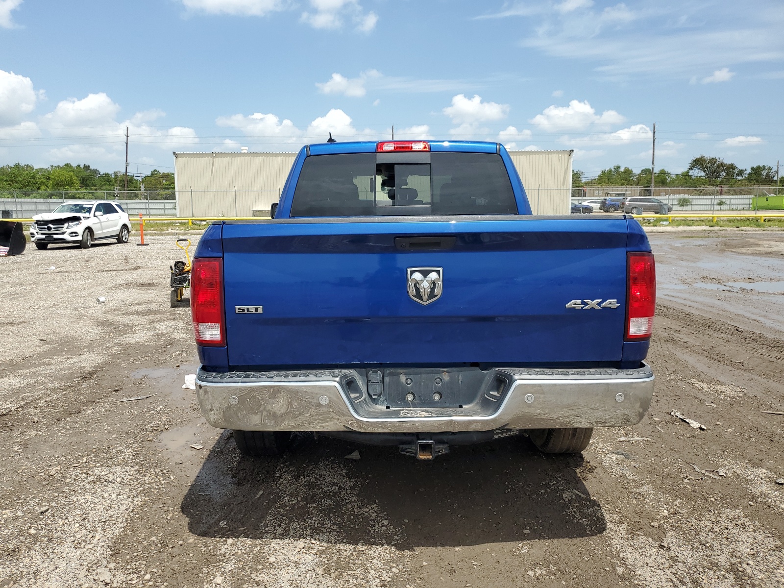 1C6RR7LT7KS626008 2019 Ram 1500 Classic Slt