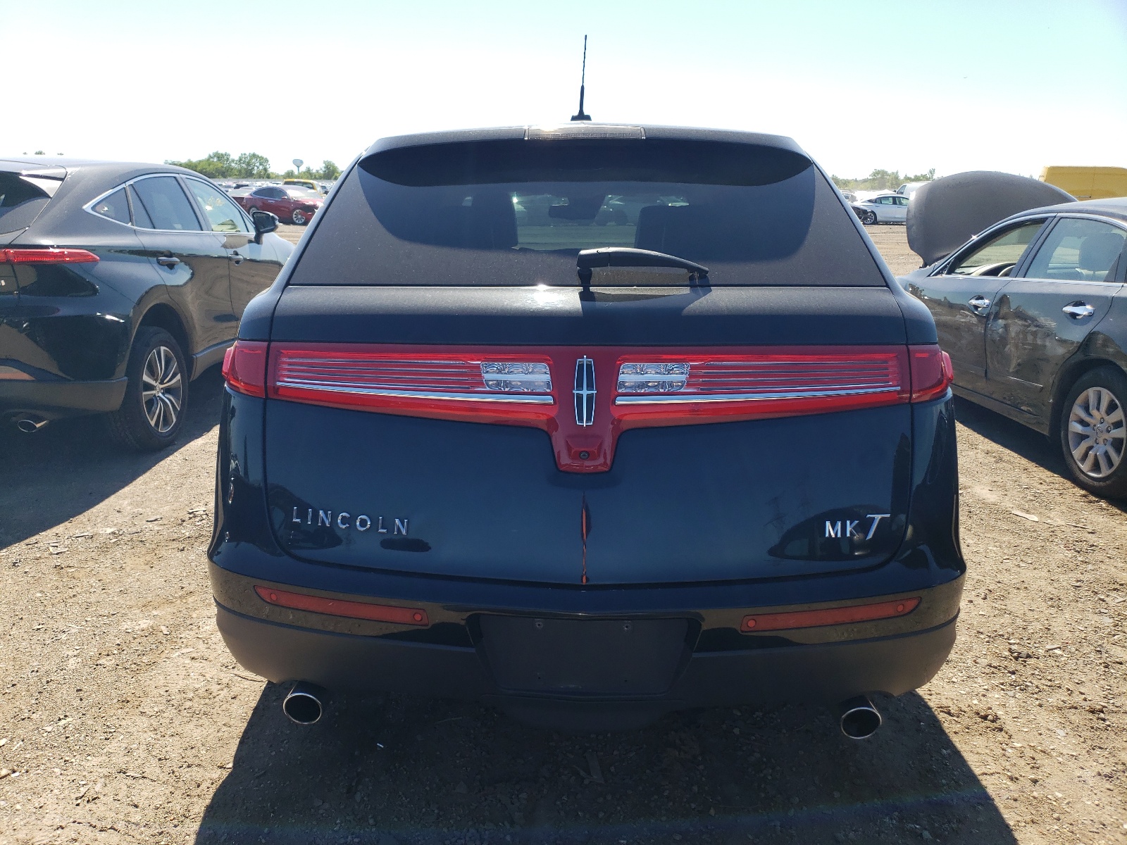 2LMHJ5FR1ABJ11658 2010 Lincoln Mkt