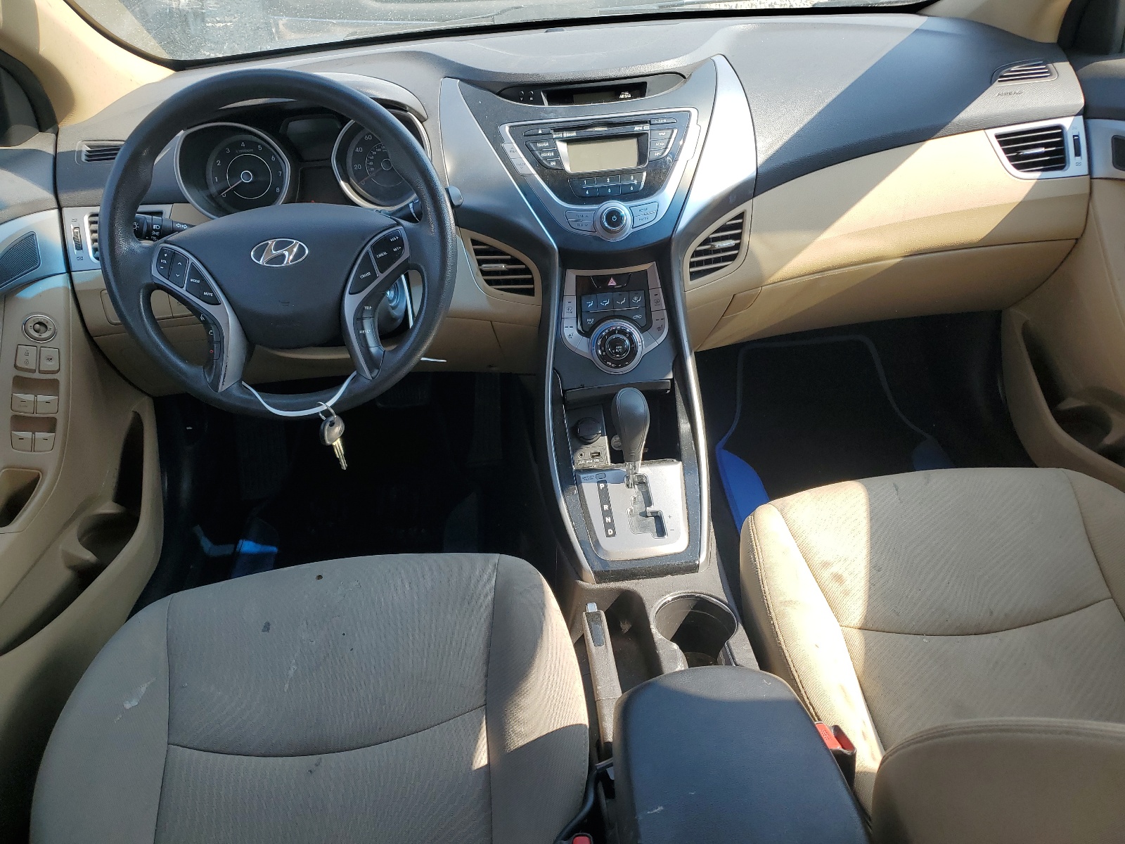 2013 Hyundai Elantra Gls vin: KMHDH4AE5DU570355