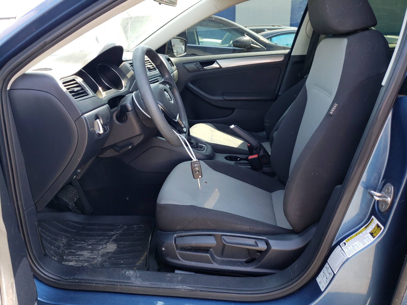 3VW2B7AJ9HM234033 2017 Volkswagen Jetta S