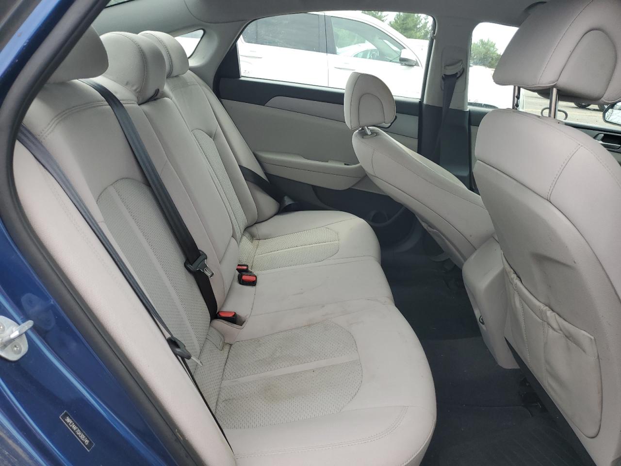 2016 Hyundai Sonata Se VIN: 5NPE24AF7GH305745 Lot: 63639534