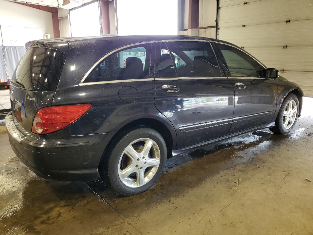 2009 Mercedes-Benz R 350 4Matic VIN: 4JGCB65EX9A094647 Lot: 63681934