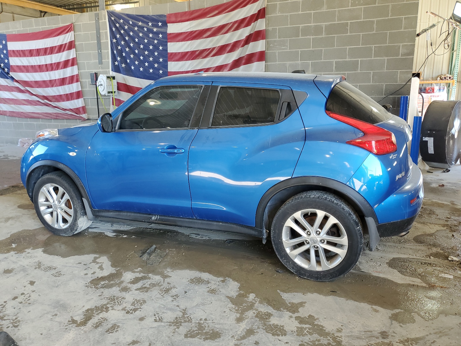 2012 Nissan Juke S vin: JN8AF5MR9CT103160