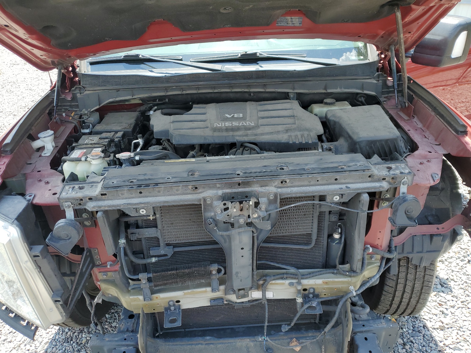 1N6AA1E56HN512871 2017 Nissan Titan Sv