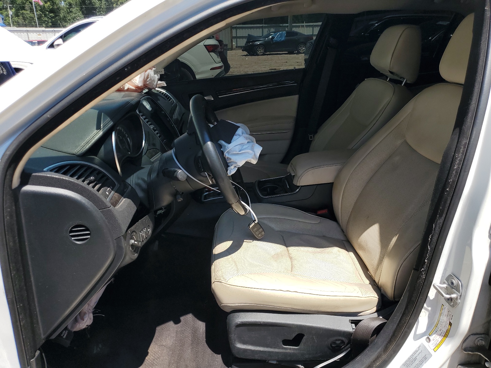 2C3CCAET1HH521866 2017 Chrysler 300C