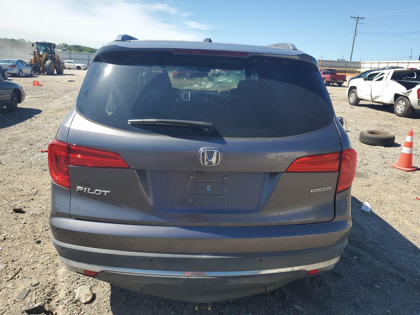 5FNYF5H97HB008286 2017 Honda Pilot Touring