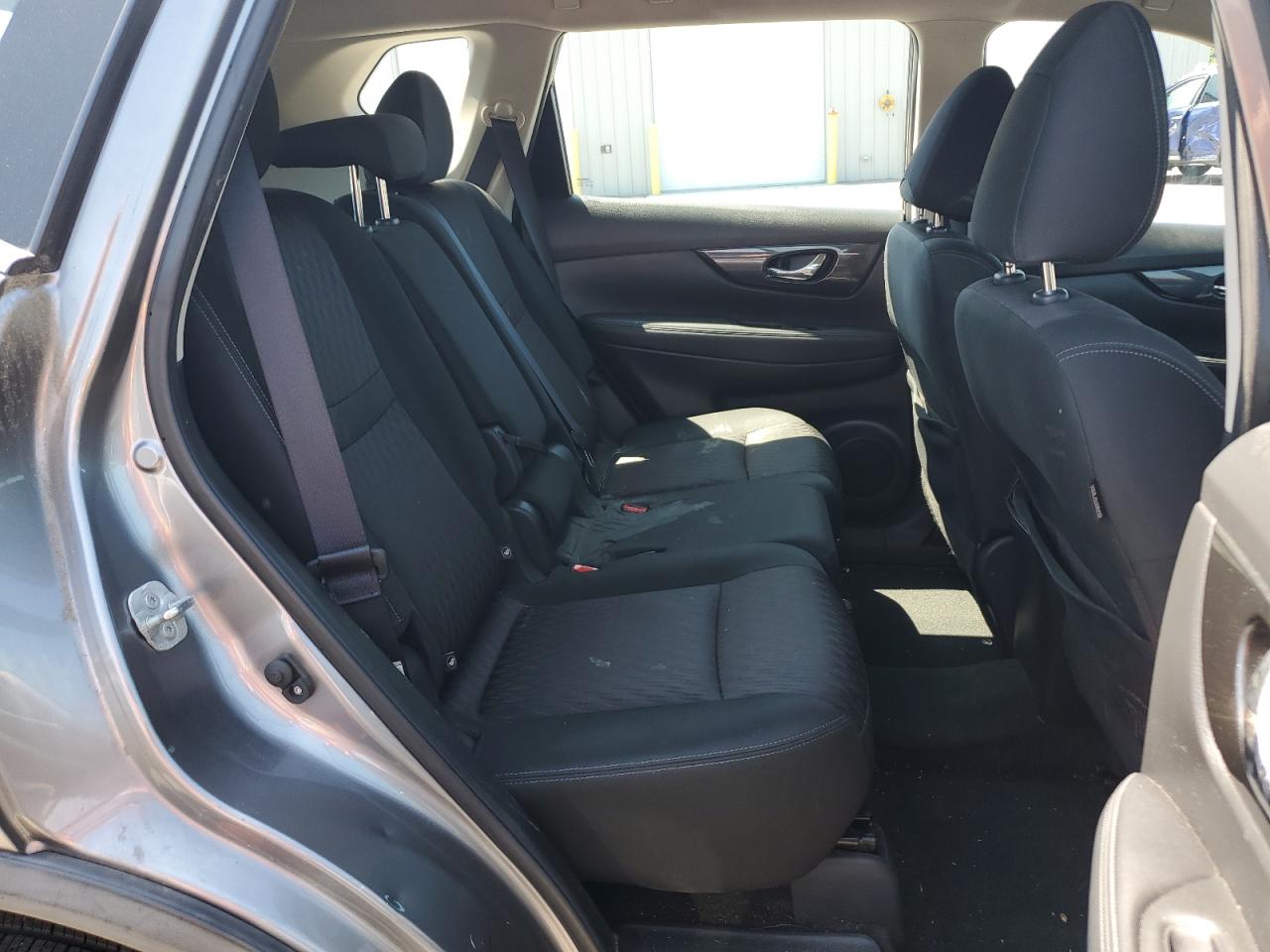 2018 Nissan Rogue S VIN: KNMAT2MVXJP563353 Lot: 63689814