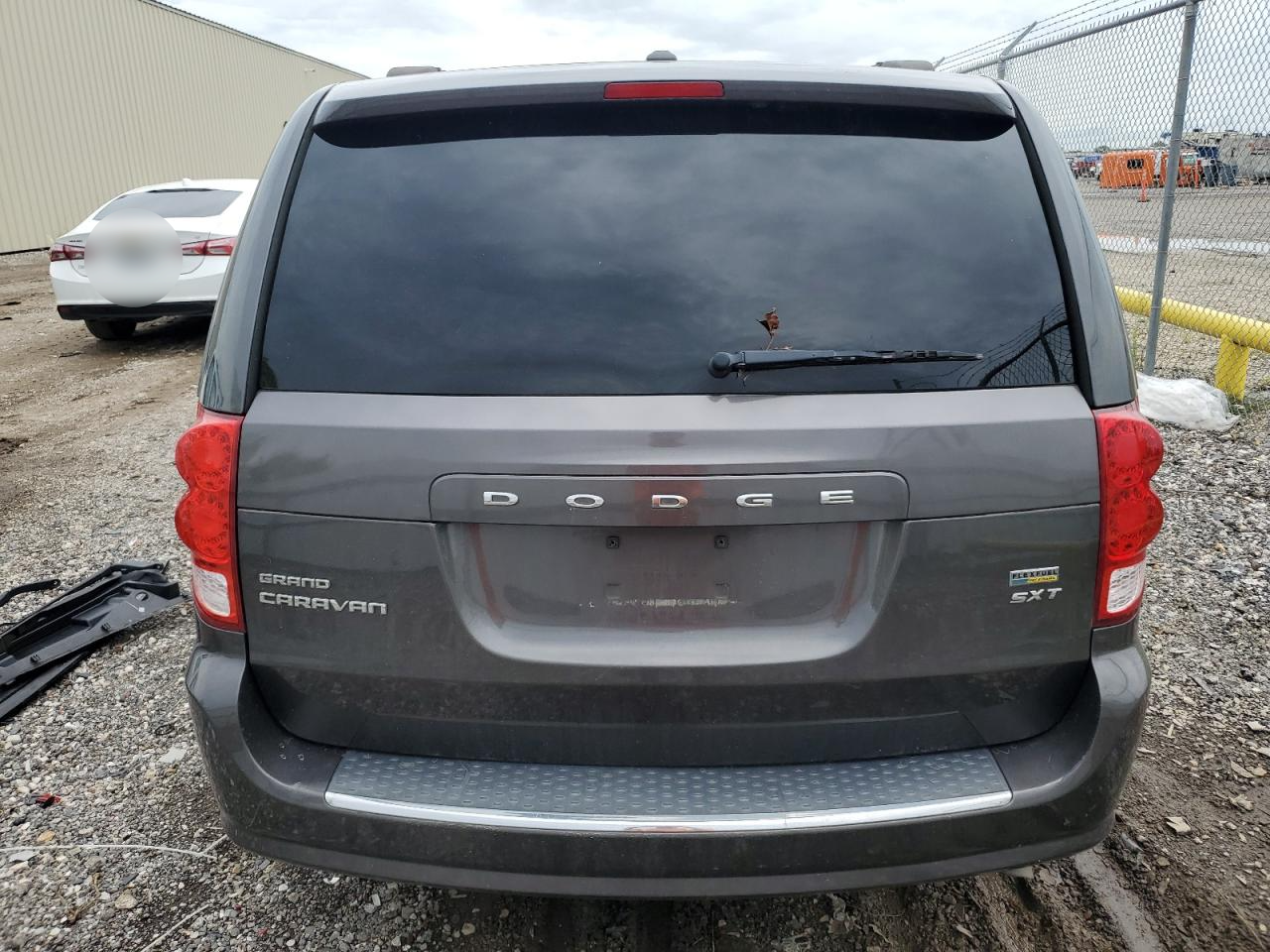 2C4RDGCG6GR311638 2016 Dodge Grand Caravan Sxt