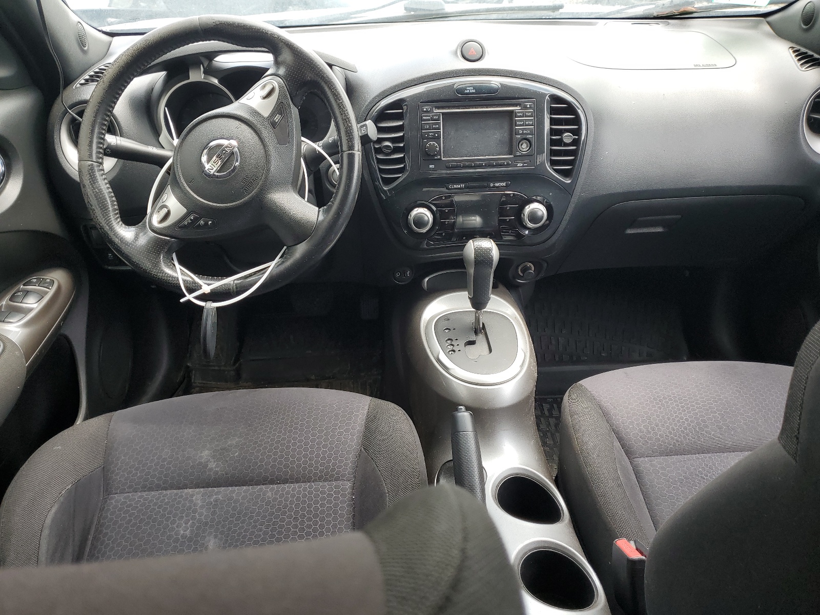 2012 Nissan Juke S vin: JN8AF5MV2CT114319